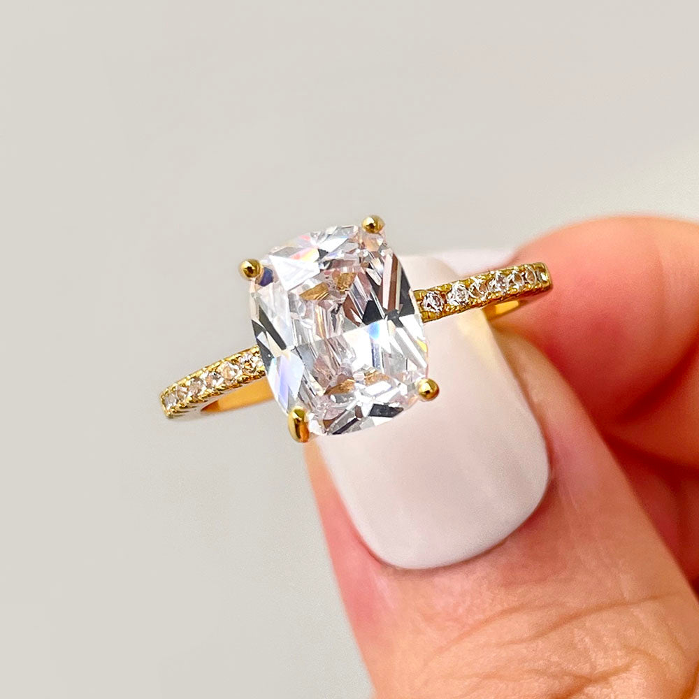 Amara Ring